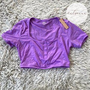 Skims Fits Everybody Henley Crop Top in Ultra Violet S